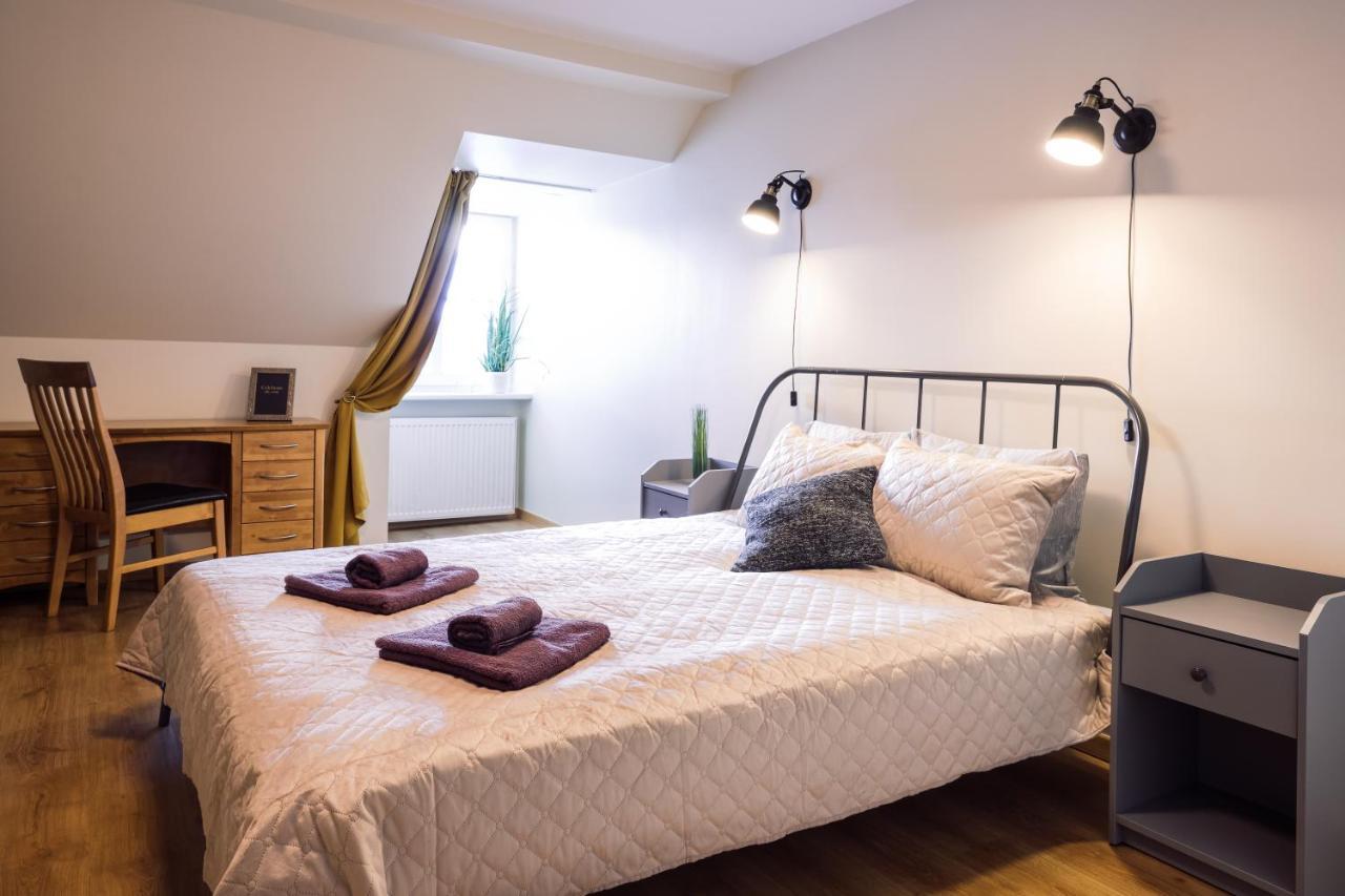 Rothko Apartment/8 Guests/4Bedrooms/Riga Old Town 外观 照片