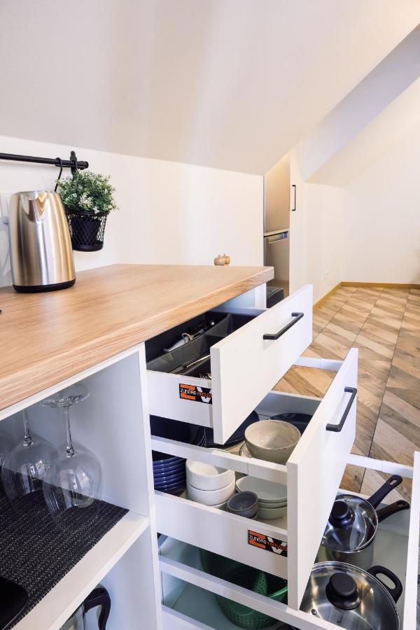 Rothko Apartment/8 Guests/4Bedrooms/Riga Old Town 外观 照片