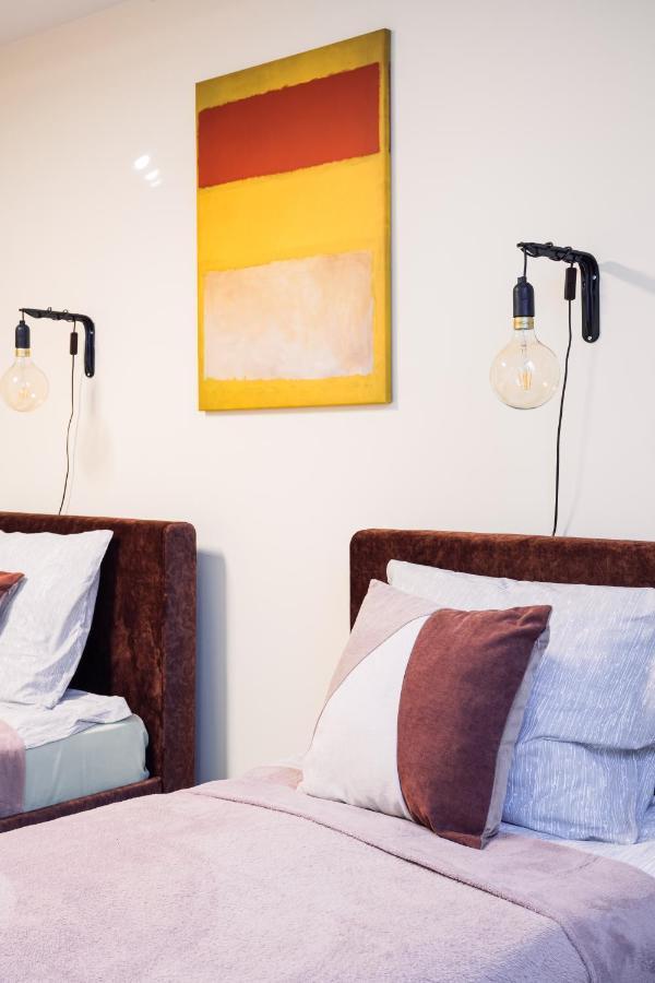 Rothko Apartment/8 Guests/4Bedrooms/Riga Old Town 外观 照片